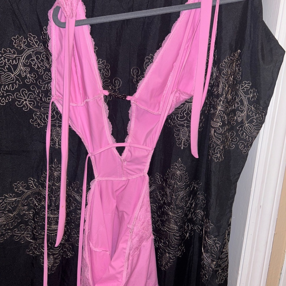 Fashion Nova Pink Midi BodyCon Dress Size Small - Picture 2 of 3